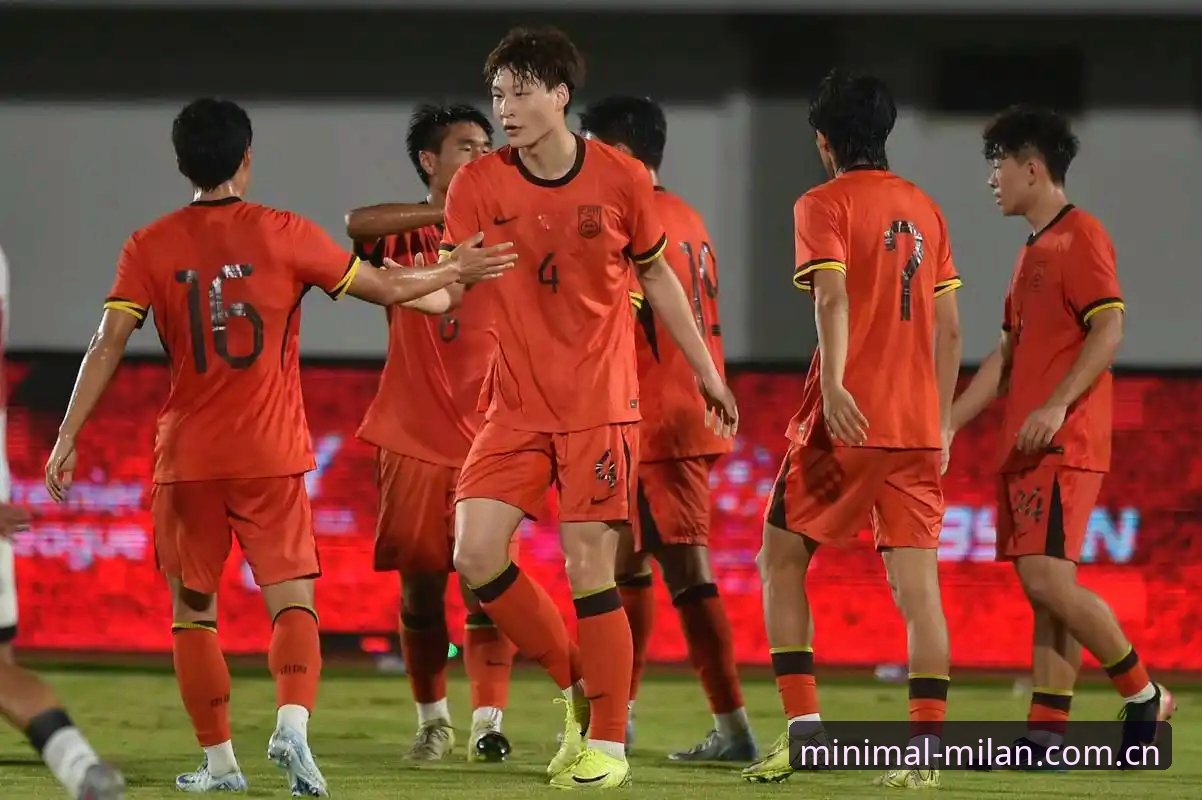 揭秘U19国足土伦杯惨败真相：这届球员的硬伤，藏在62.5MB的APP里